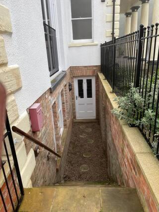 1 Hatton House 2 Bedroom 2 Bathroom Spacious Basement Flat Newark-on-Trent  ภายนอก รูปภาพ