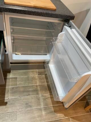1 Hatton House 2 Bedroom 2 Bathroom Spacious Basement Flat Newark-on-Trent  ภายนอก รูปภาพ